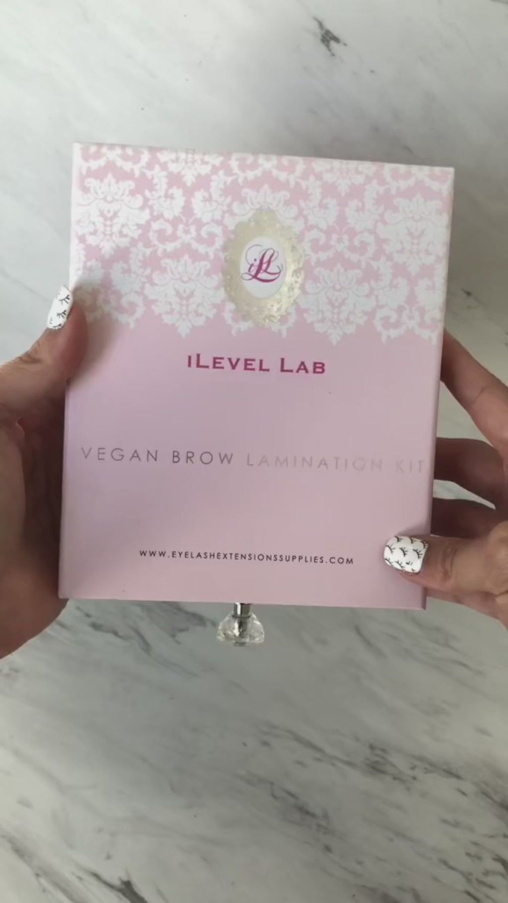 CAPTION: @lash_lounge_nyc <img=“ brow lifting lotion, Vegan brow lamination kit, brow lamination kit, brow lamination kit, eyebrow lamination kit, brow kit, brow lifting, vegan lash lifting lotion, brow lamination lifting lotion, lifting lotion for lash lift“>